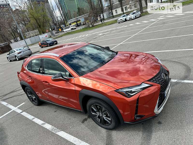 Lexus Ux (2019)