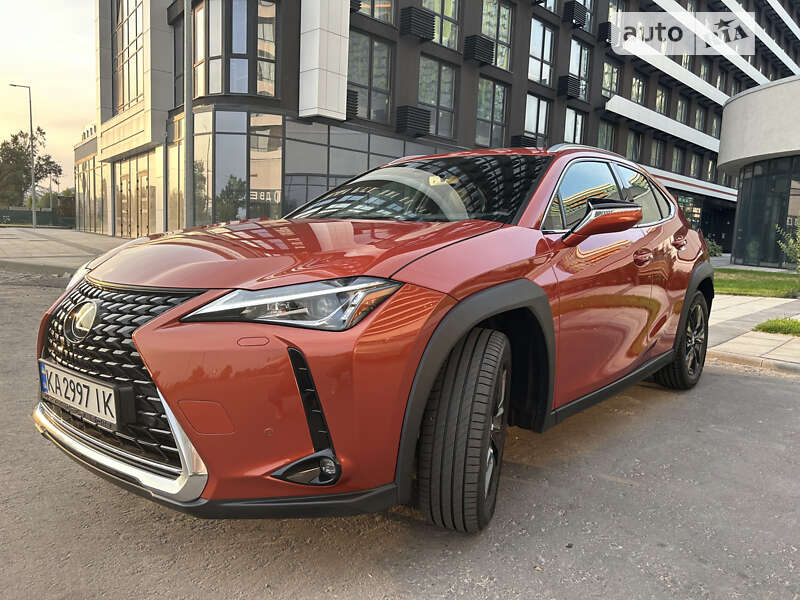 Lexus Ux (2019)