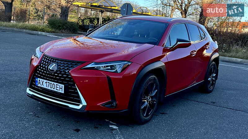 Lexus Ux 200 (2019)