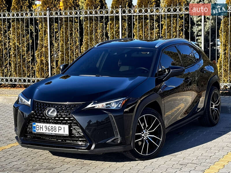 Lexus Ux (2021)