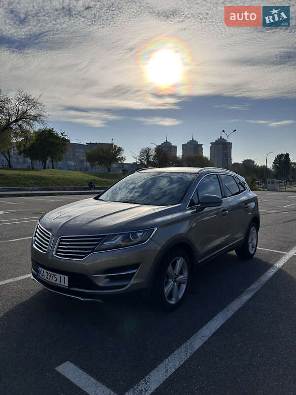 Lincoln Mkc (2017)