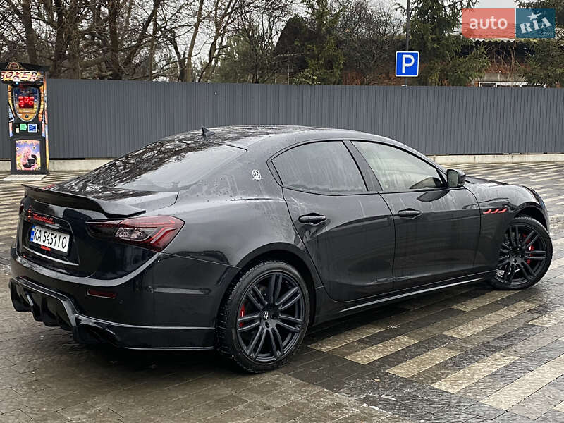 Maserati Ghibli (2014)