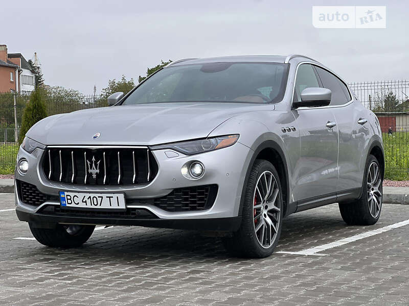 Maserati Levante (2016)