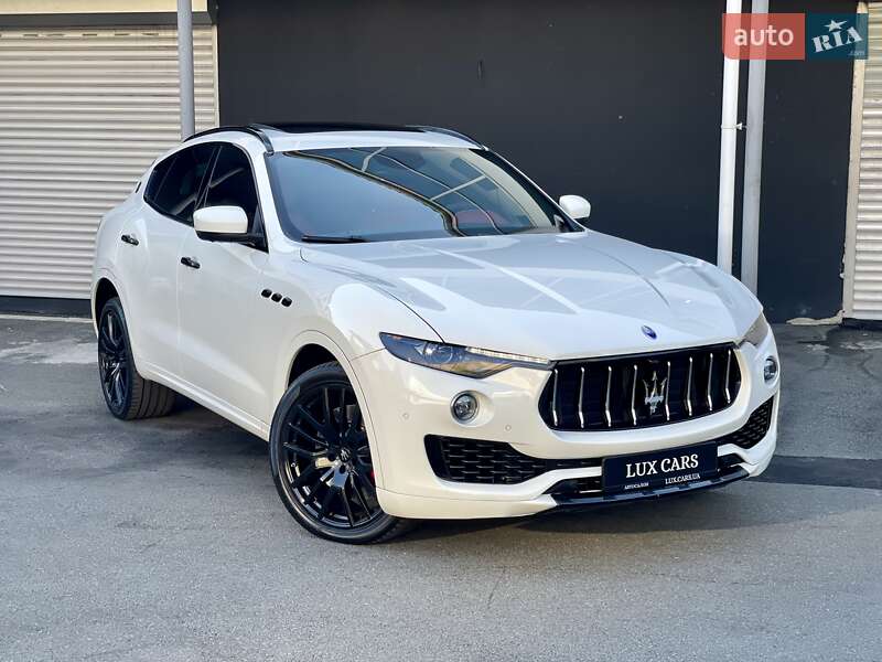 Maserati Levante (2016)