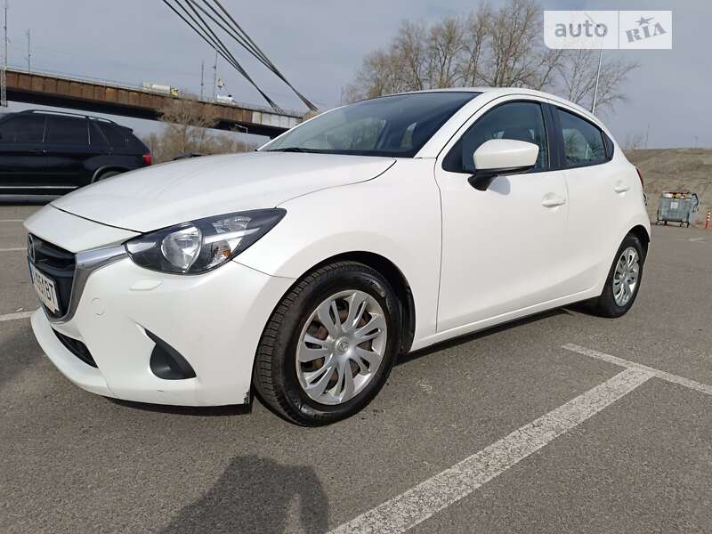 Mazda 2 (2015)