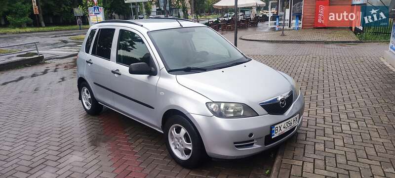 Mazda 2 (2004)