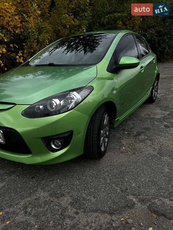 Mazda 2 (2009)