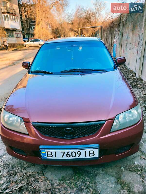 Mazda 323 (2003)