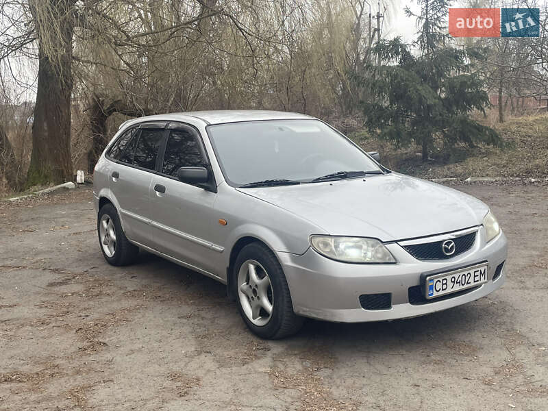 Mazda 323 (2002)