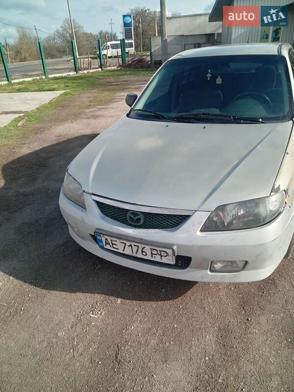 Mazda 323 (2003)