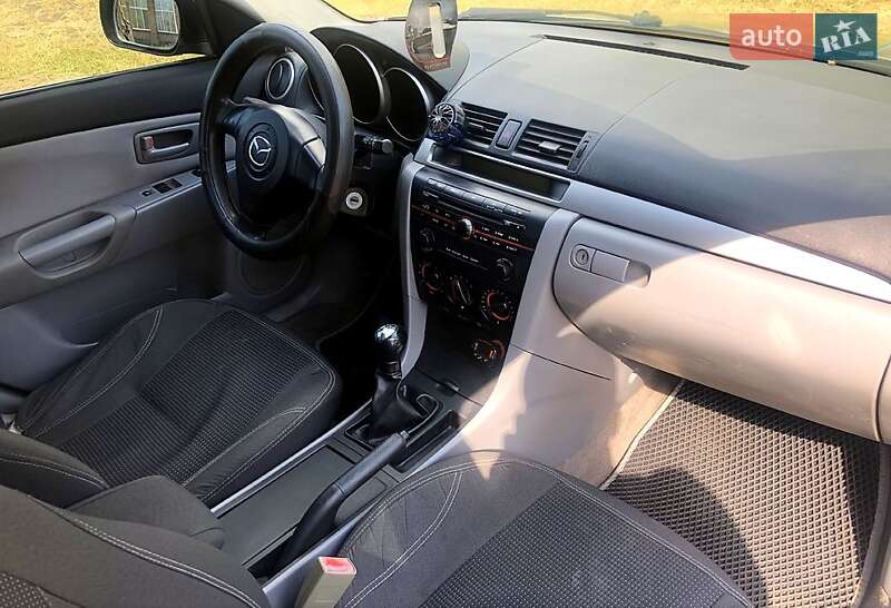 Mazda 3 (2004)