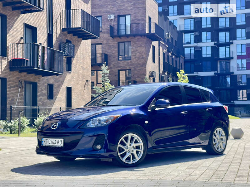 Mazda 3 (2012)