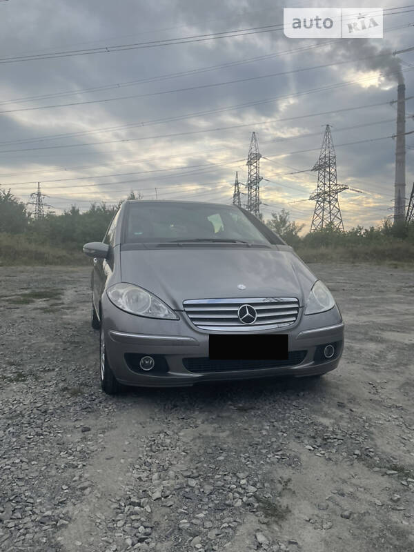 Mercedes-benz A-class (2005)