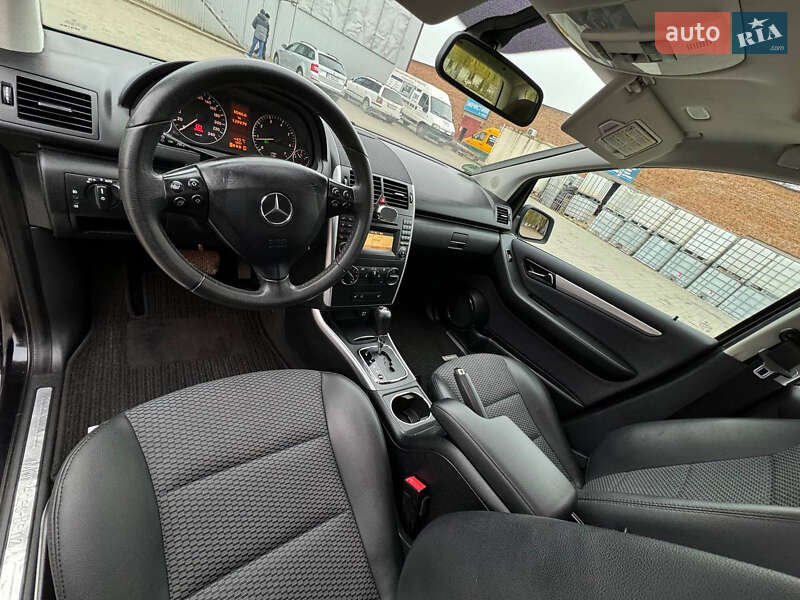 Mercedes-benz A 180 (2009)