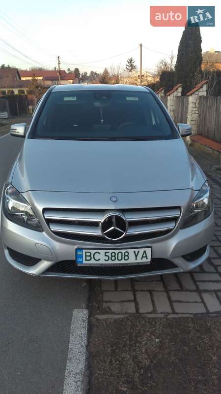 Mercedes-benz B-class (2017)