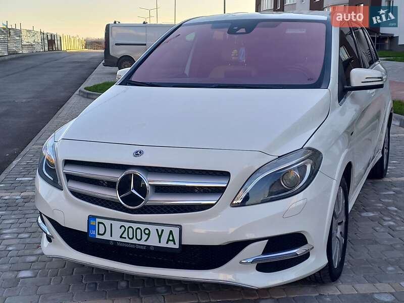 Mercedes-benz B-class (2017)