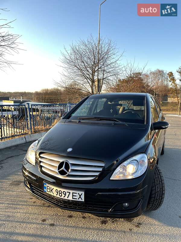 Mercedes-benz B-class (2008)