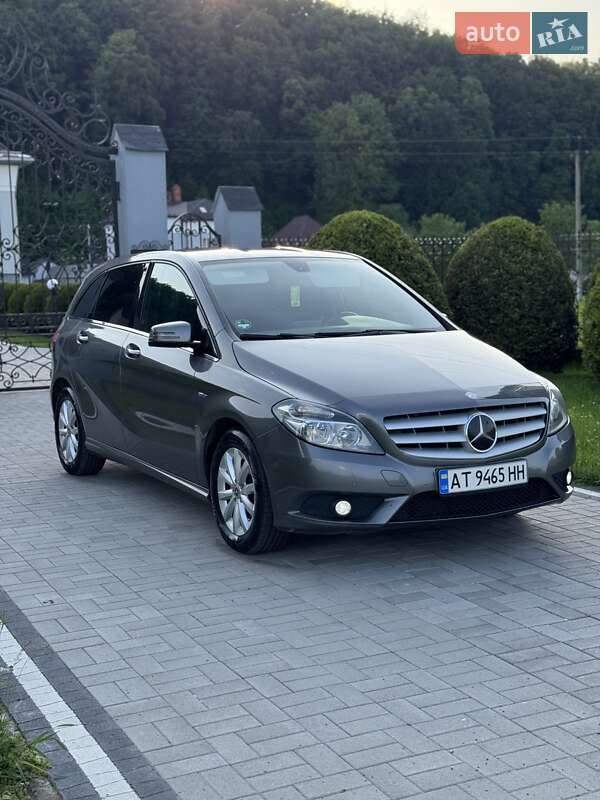 Mercedes-benz B-class (2011)