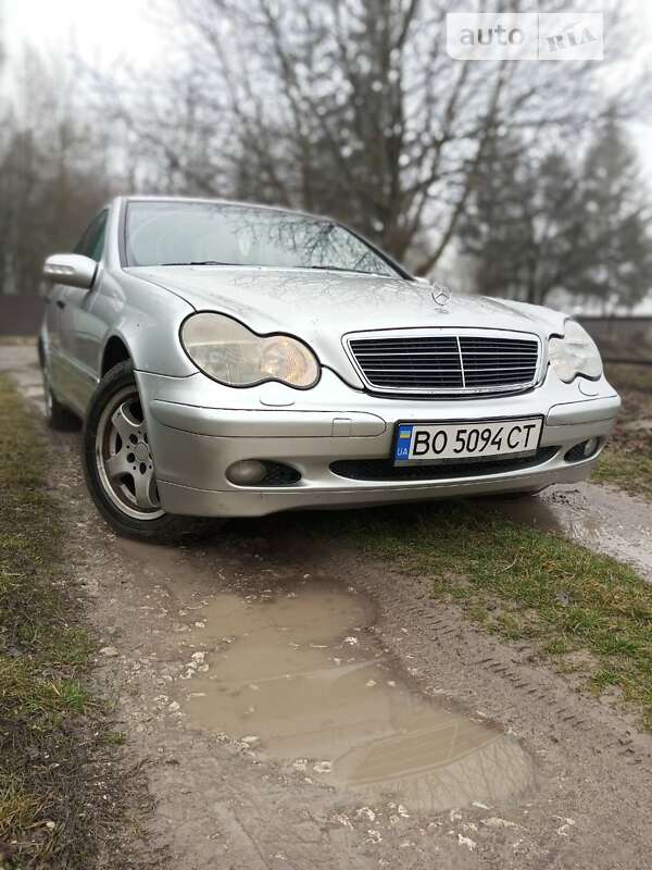 Mercedes-benz C 200 cdi (2001)