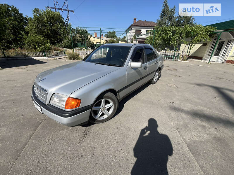 Mercedes-benz C-class (1994)