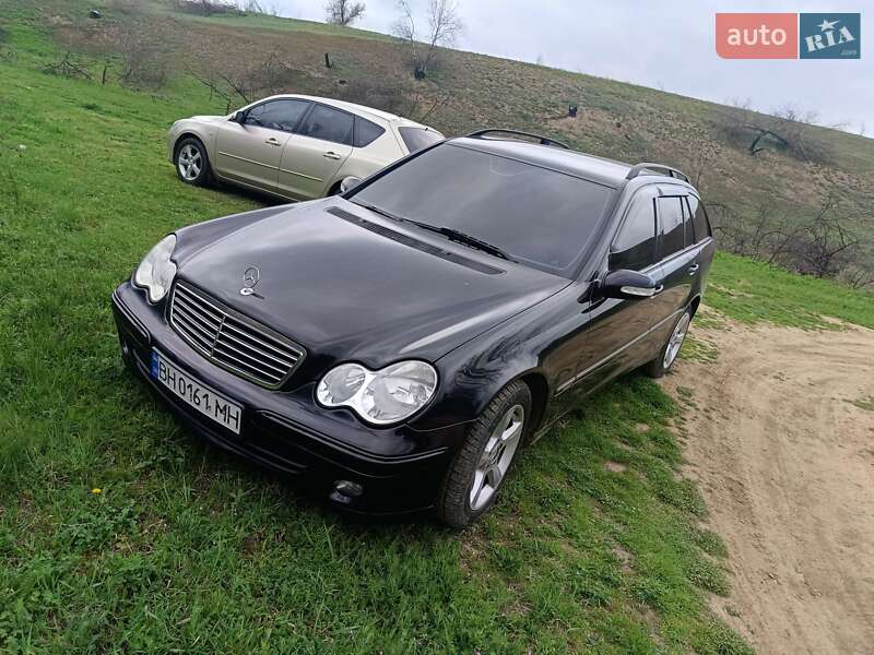 Mercedes-benz C-class (2004)