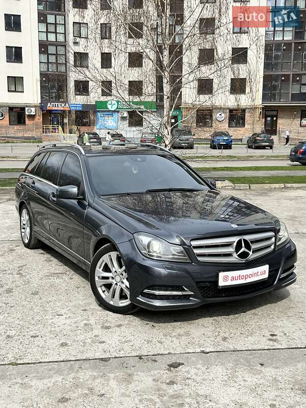 Mercedes-benz C-class (2012)
