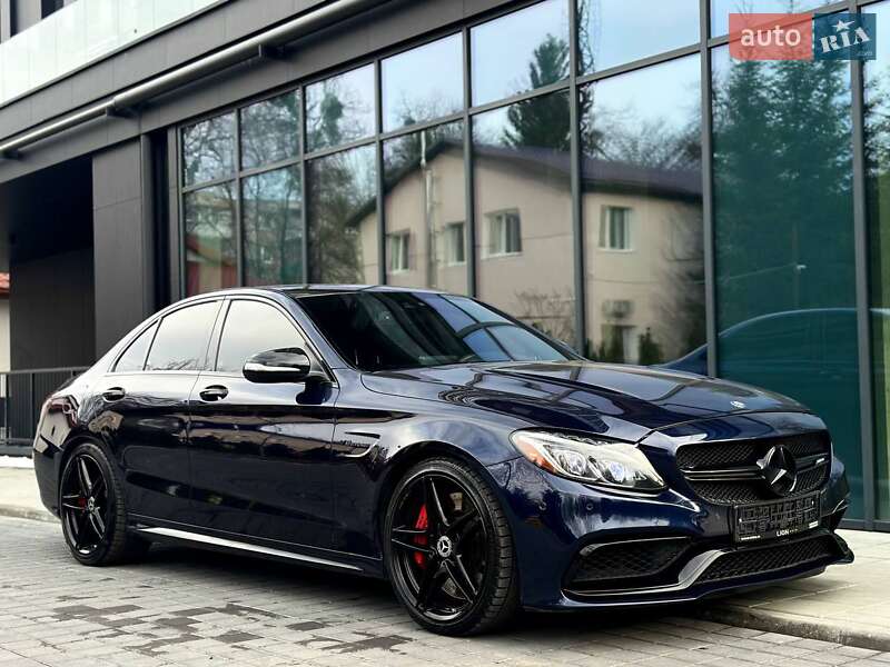 Mercedes-benz C-class (2015)