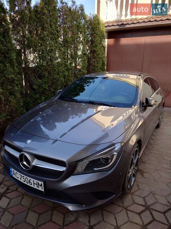 Mercedes-benz Cla-class (2015)