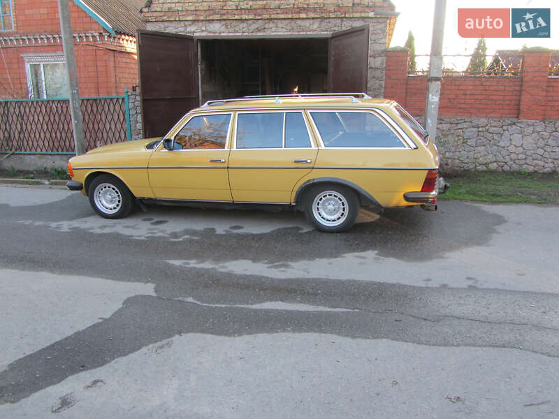 Mercedes-benz E-class (1982)