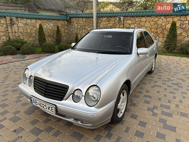 Mercedes-benz E-class (2001)