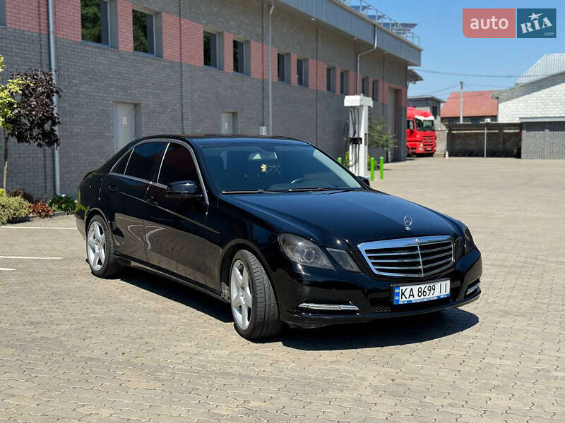 Mercedes-benz E-class (2013)