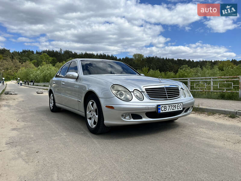 Mercedes-benz E-class (2002)