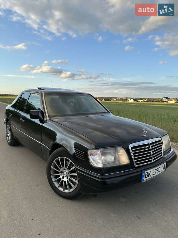 Mercedes-benz E-class (1995)