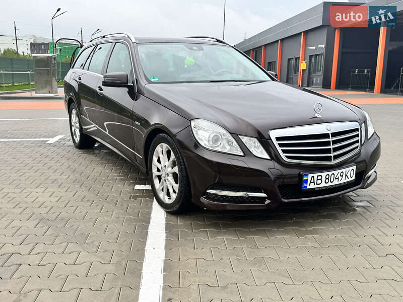 Mercedes-benz E-class (2011)