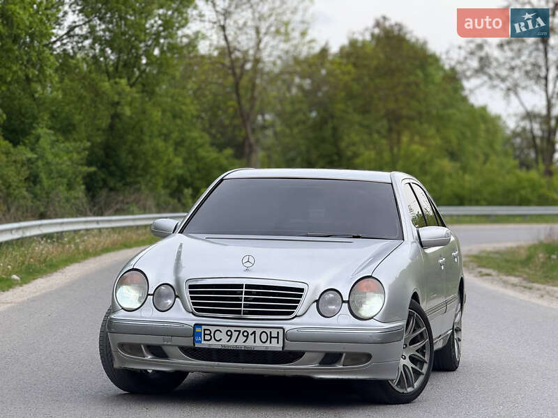 Mercedes-benz E-class (2000)