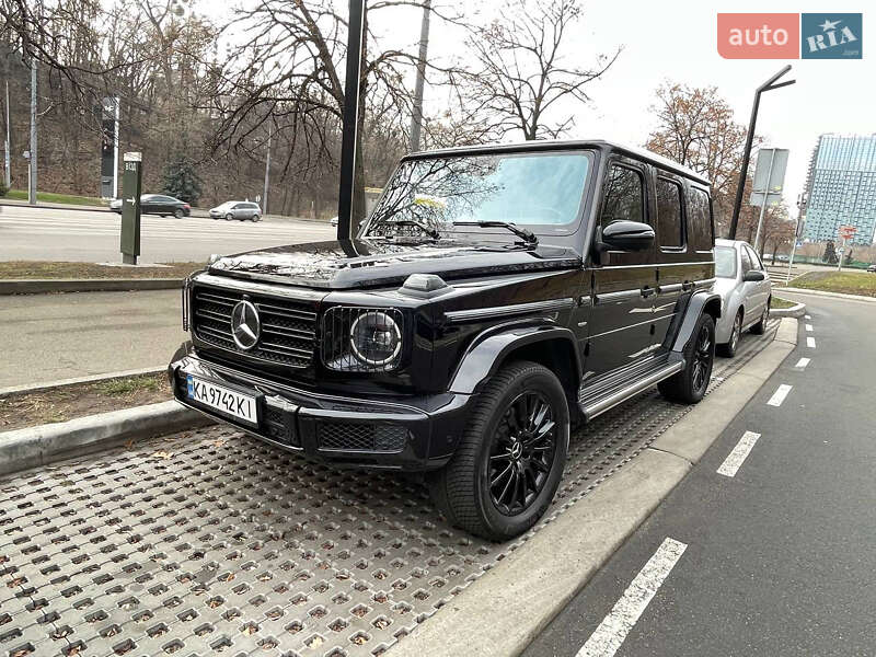 Mercedes-benz G-class (2019)