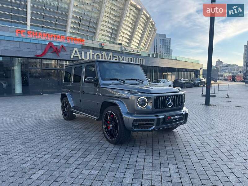 Mercedes-benz G-class (2019)