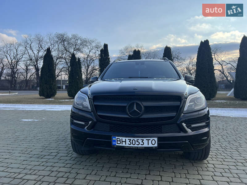 Mercedes-benz Gl-class (2012)