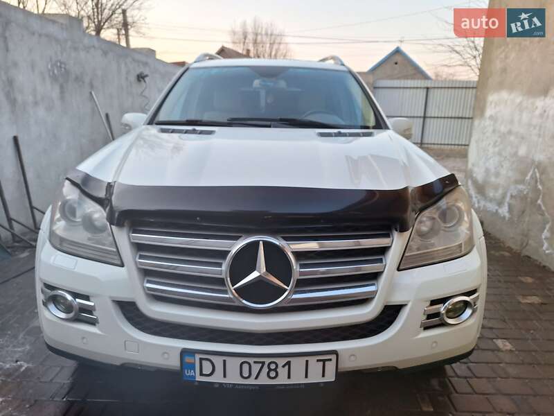 Mercedes-benz Gl-class (2008)