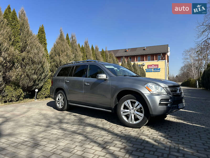Mercedes-benz Gl-class (2011)
