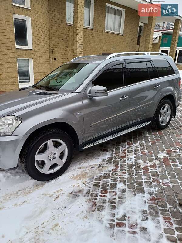 Mercedes-benz Gl-class (2011)