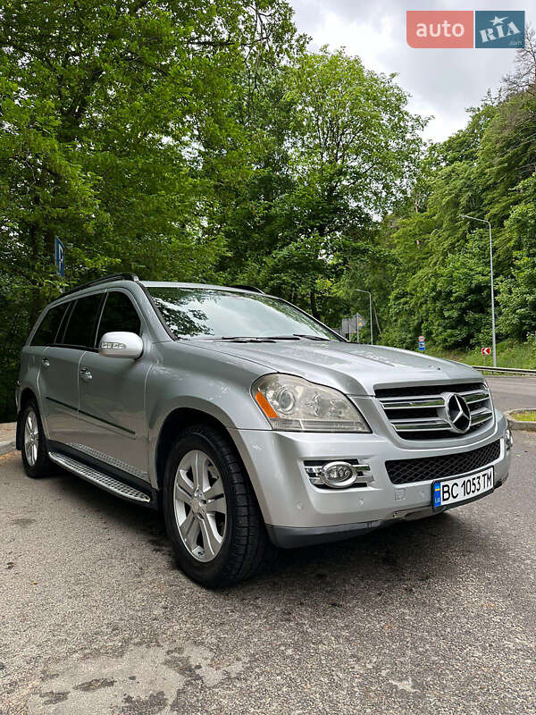 Mercedes-benz Gl-class (2008)