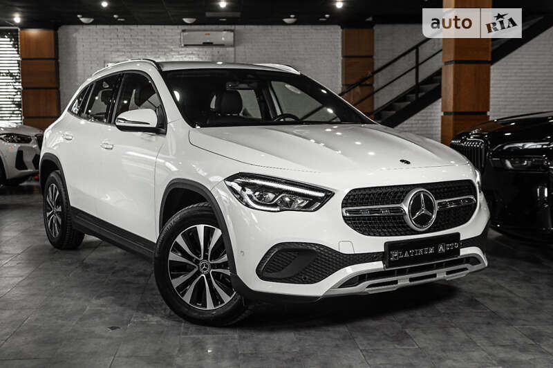 Mercedes-benz Gla-class (2020)