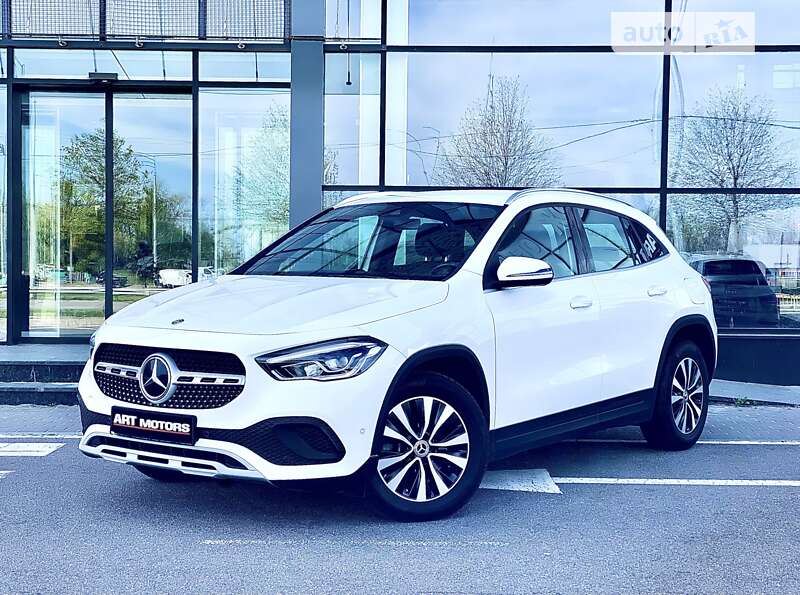 Mercedes-benz Gla-class (2020)