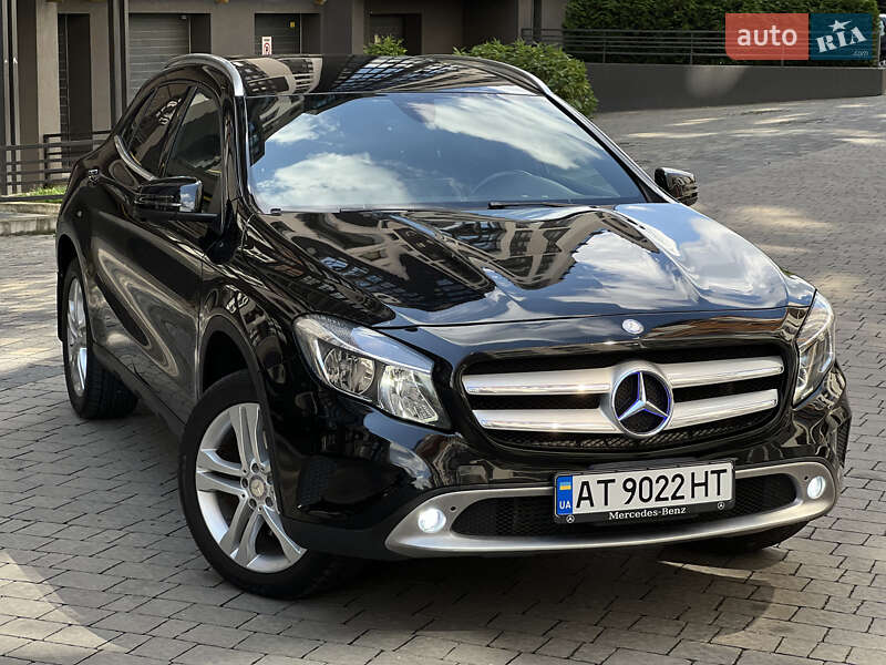 Mercedes-benz Gla-class (2015)