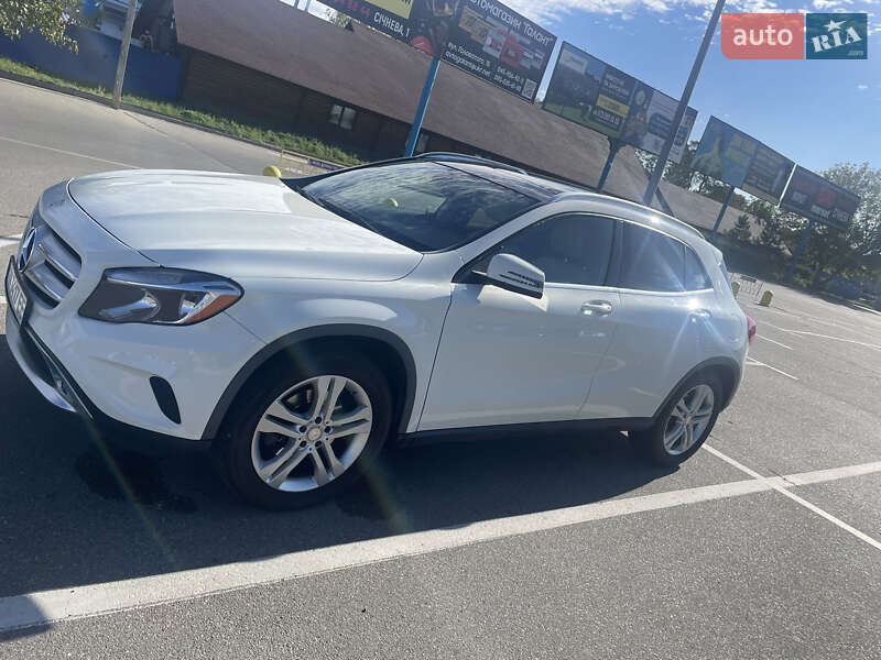 Mercedes-benz Gla-class (2014)