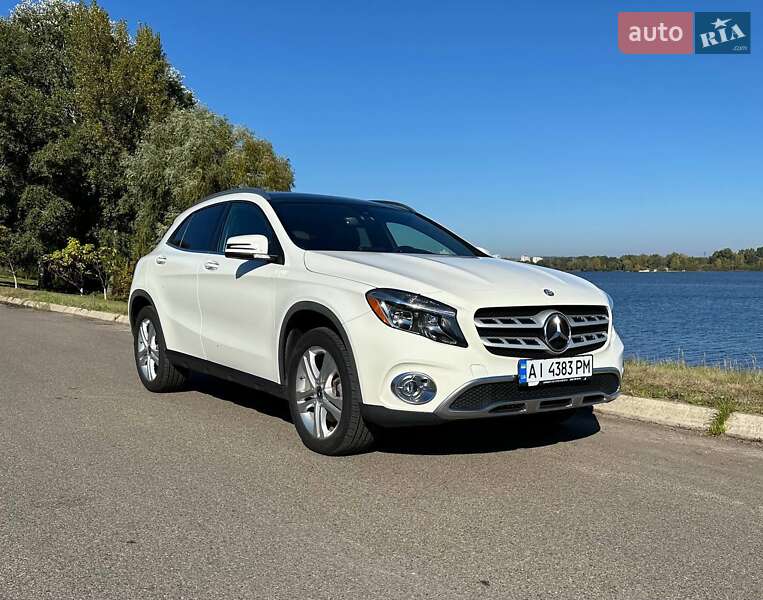 Mercedes-benz Gla-class (2017)