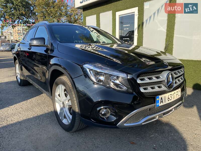 Mercedes-benz Gla-class (2017)
