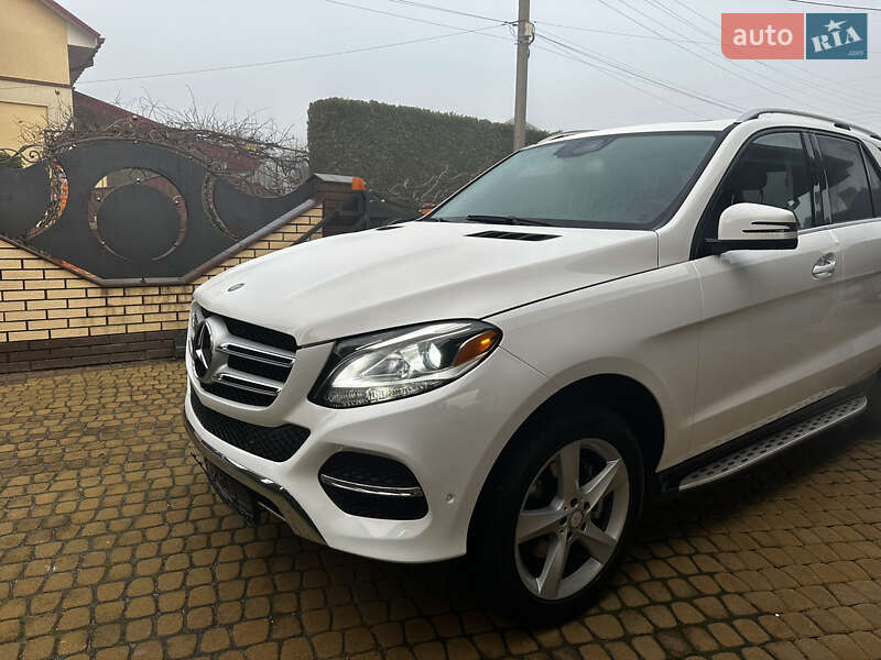 Mercedes-benz Gle-class (2016)
