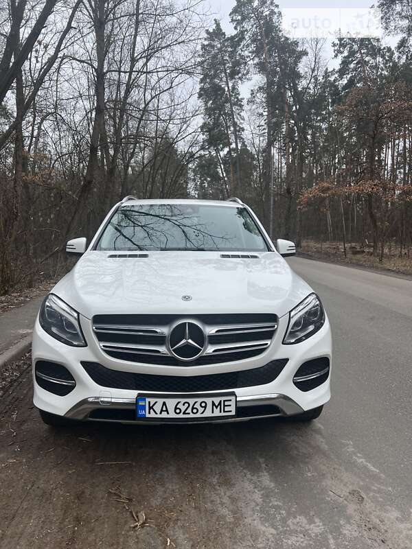 Mercedes-benz Gle-class (2017)